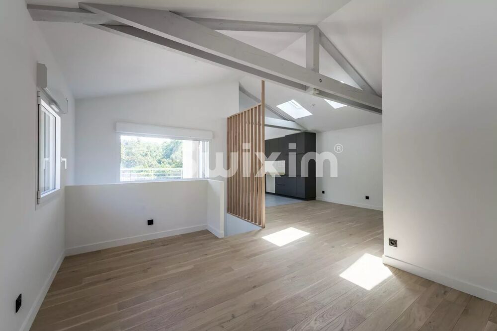 Vente Appartement Comme une maison de ville. Champagne-au-mont-d'or