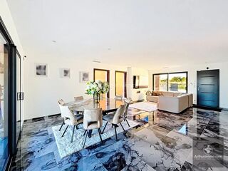 Vente Maison MABLY – MAISON CONTEMPORAINE HAUT DE GAMME AVEC PISCINE Mably