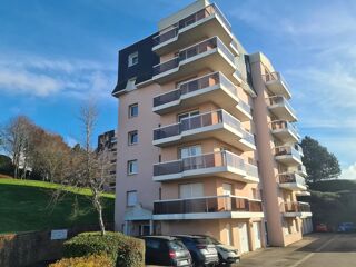  Appartement à louer 5 pièces 125 m²