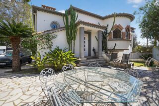 Vente Maison Achat/ Vente Villa Cannes à pieds des commerces Cannes