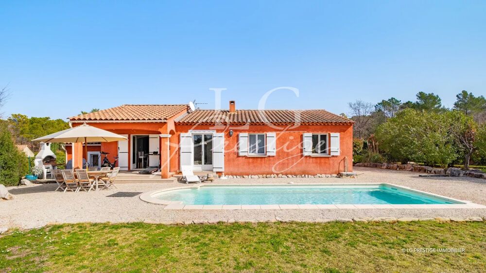 Callian  Villa plain-pied 4 chambres avec piscine, au calme