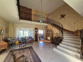  Maison � vendre 10 pi�ces 343 m�