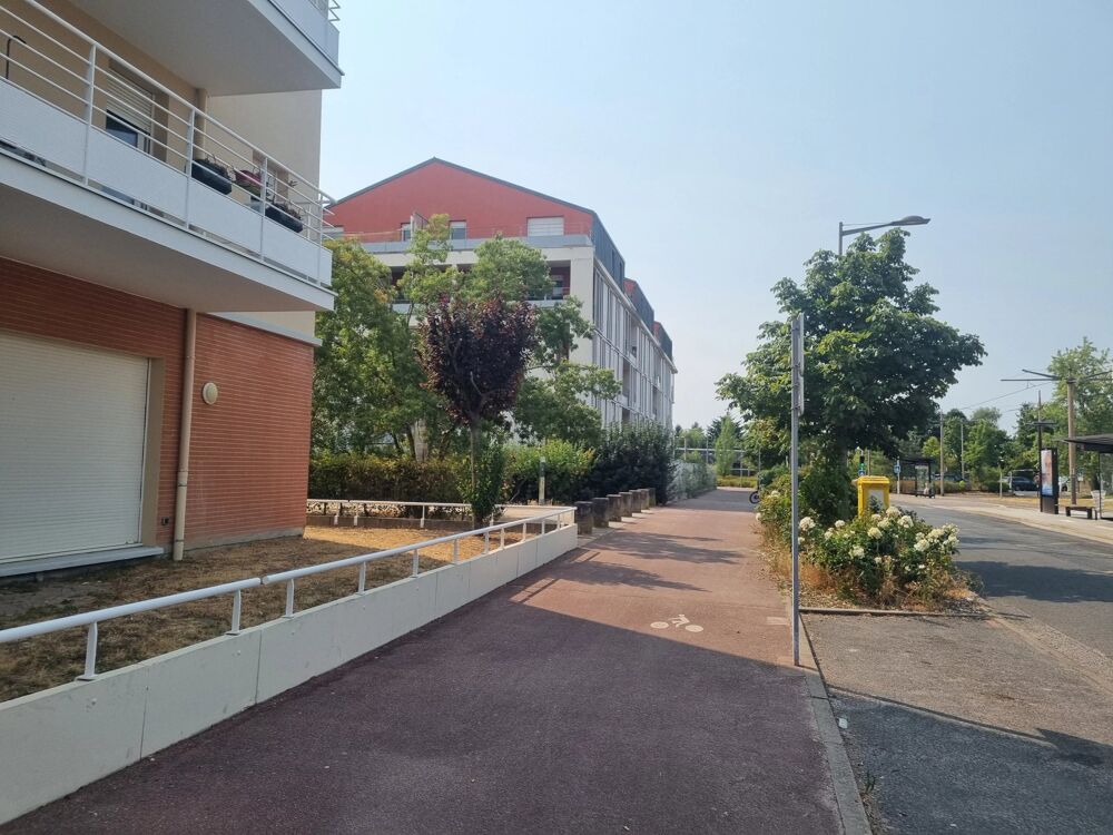 EXCLUSIVITÉ  T3 À OLIVET  LARRY  66 M²  LOGGIAS ET STATIONNE