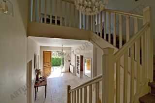  Maison � vendre 6 pi�ces 220 m�