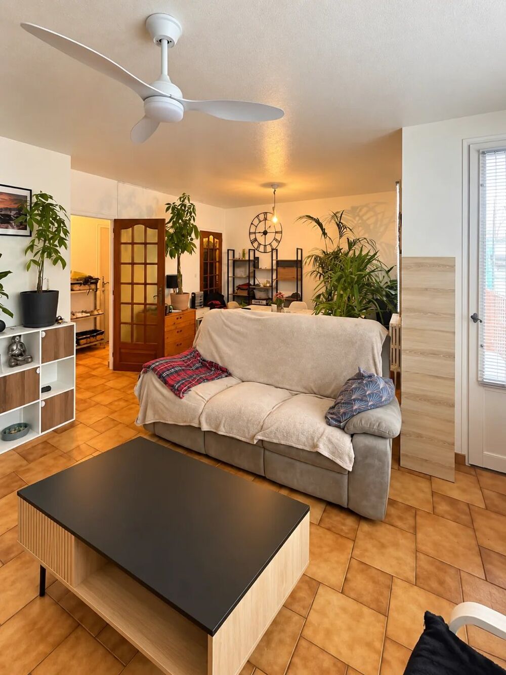 Location Appartement F3 3 eme Etage + Cave + Garage - Magland (Clos Perrollaz) - 70 m Magland