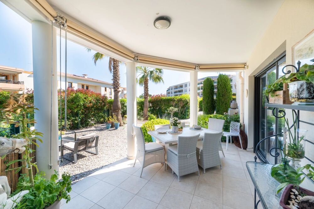 Vente Appartement SAINT-RAPHAËL – APPARTEMENT 4 PIÈCES DE 110 M² EN REZ-DE-JARDIN Saint-raphaël