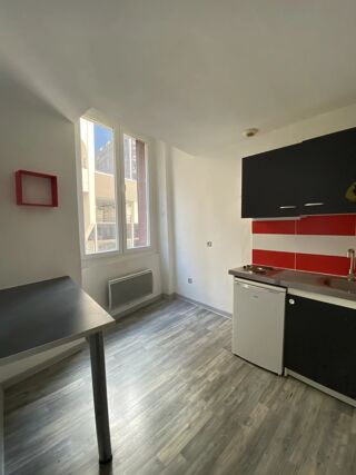  Appartement à louer 1 pièce 26 m²