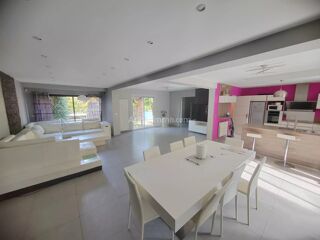  Villa  vendre 7 pices 163 m