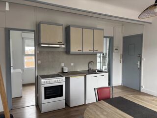  Appartement à louer 2 pièces 28 m²