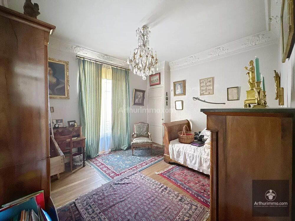 Vente Maison ROANNE – Maison de caractère des années 1920 avec jardin paysagé Roanne