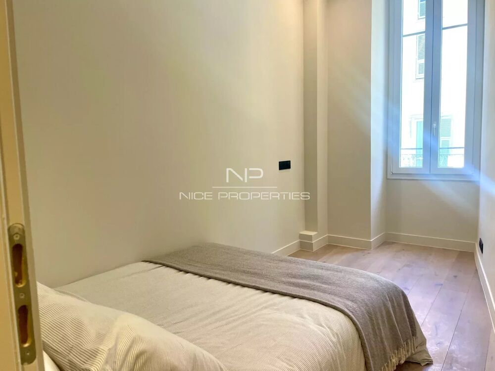 Vente Appartement Superbe 3 pièces rénové au cœur de Nice Centre Nice