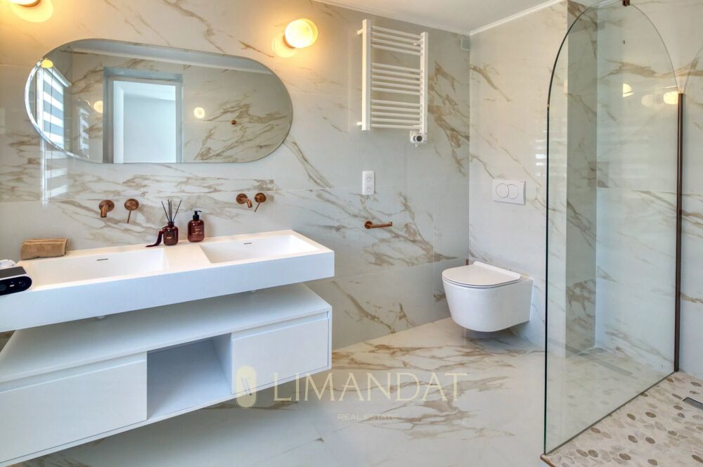 � vendre  Maison Roquebrune-Cap-Martin (06190)