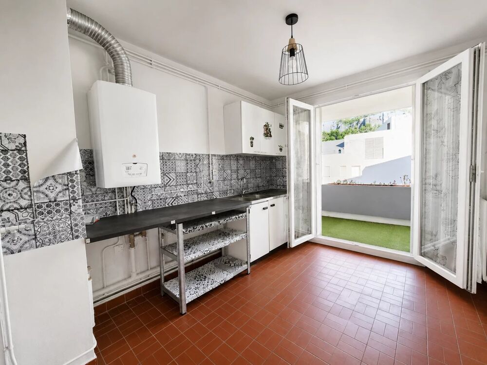 Vente Appartement Appartement T3 – 67 m² avec terrasse, vue sur la colline Saint-J Cavaillon