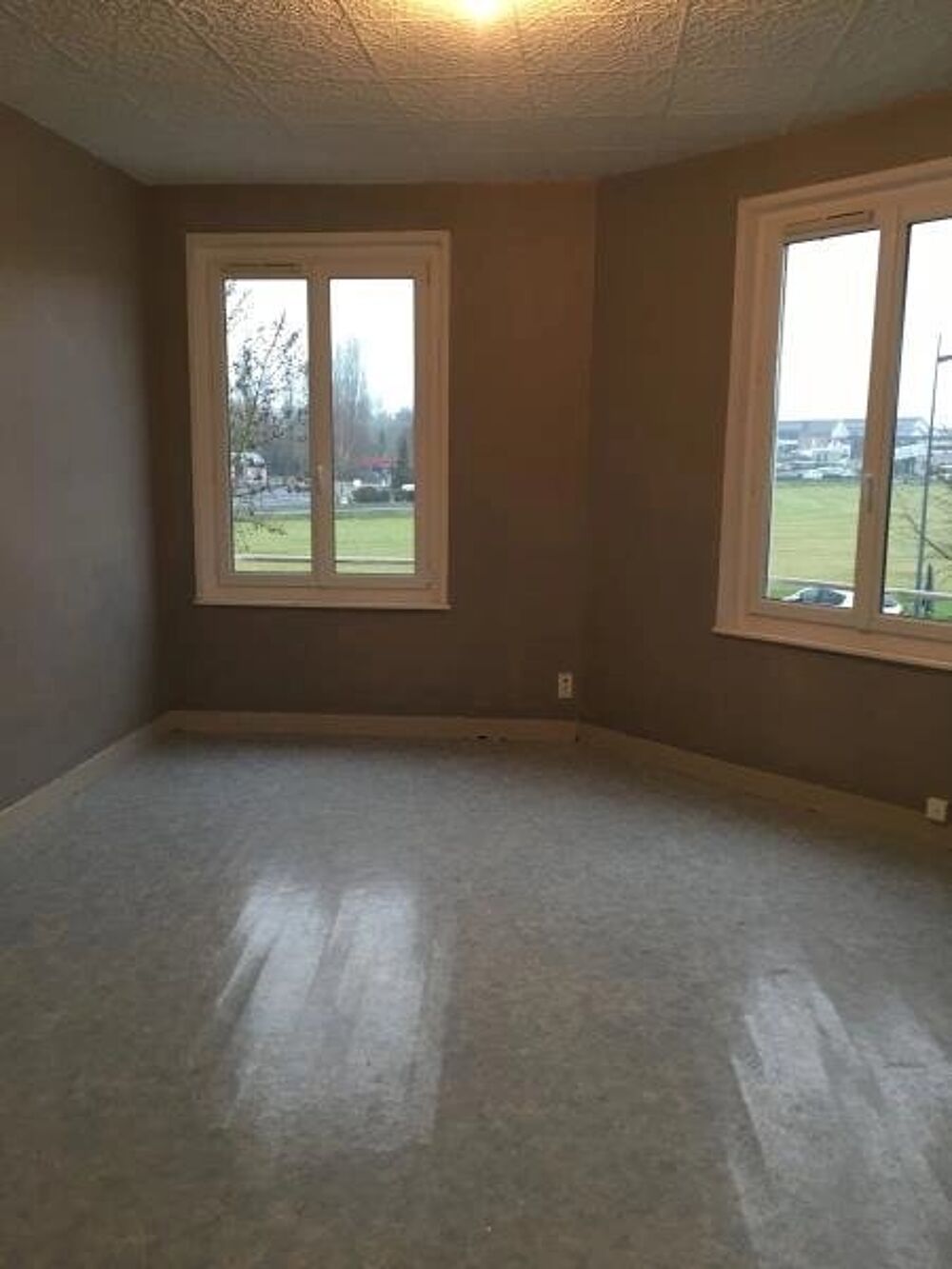 Appartement 2 pièce(s) 62 m²à louer Saint-quentin