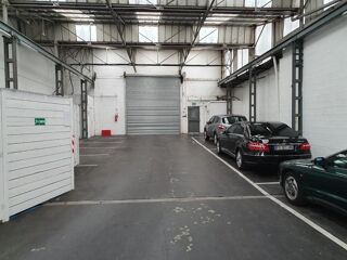 Parking / Garage à louer 1 pièce 10 m²