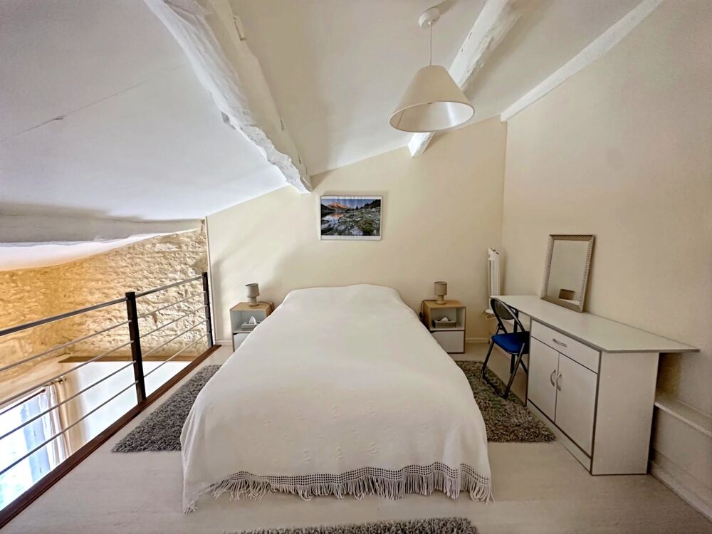 à vendre  Maison Saint-Dizant-du-Gua (17240)