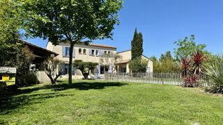  Villa à vendre 7 pièces 250 m² Arles