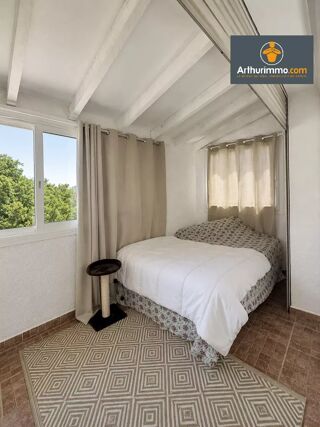  Maison à vendre 8 pièces 237 m²