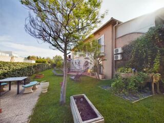  Villa  vendre 7 pices 205 m