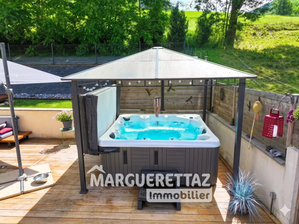 Maison individuelle T5 de 2017 parfaitement aménagée, avec bel e
