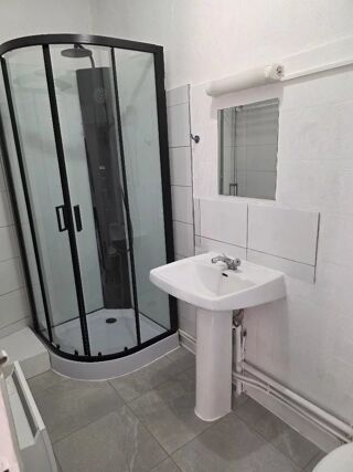 Appartement à louer 2 pièces 35 m²