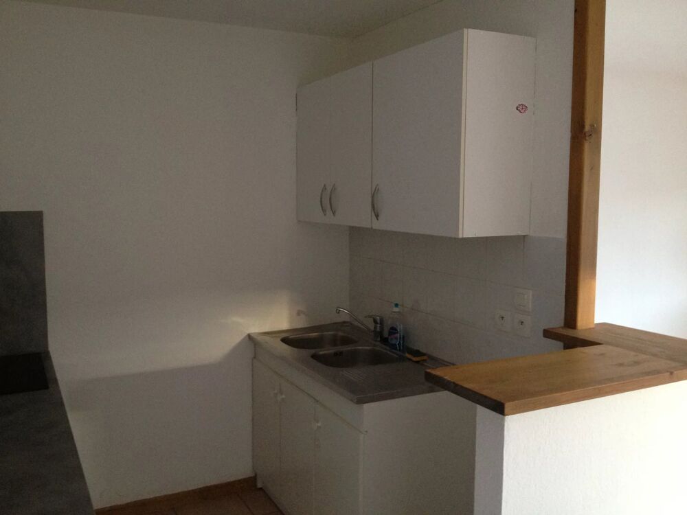 F3 n°b103 1er + Box - CORDON Centre (Coeur Village)