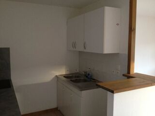  Appartement à louer 3 pièces 65 m²