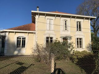  Maison à vendre 8 pièces 245 m²