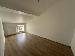  Appartement � louer 3 pi�ces 93 m� Saou