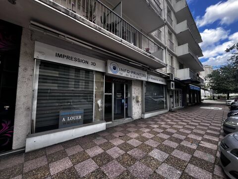 Local commercial 746 30100 Alès