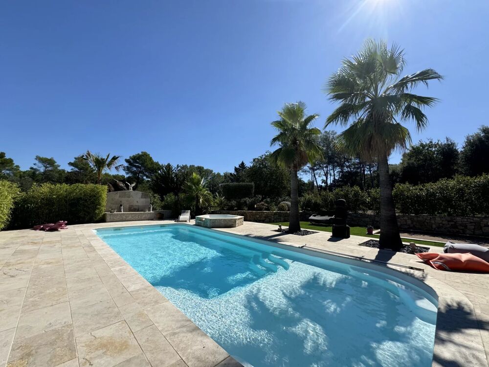 � vendre  Maison Le Cannet-des-Maures (83340)