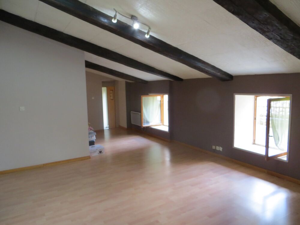 APPARTEMENT LUMINEUX À BAGNOLS-SUR-CÈZE