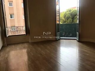  Immeuble � vendre 15 + pi�ces 663 m�