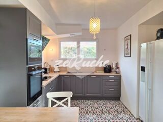  Maison � vendre 4 pi�ces 225 m�