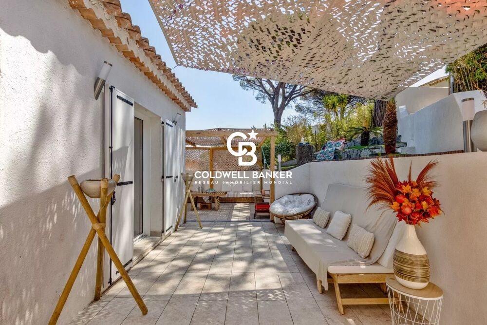 Maison de charme en domaine privé  piscine, tennis et nature