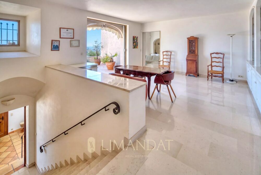� vendre  Maison Roquebrune-Cap-Martin (06190)