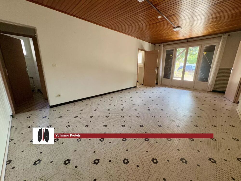 Maison individuelle avec deux logements indépendants sur une par