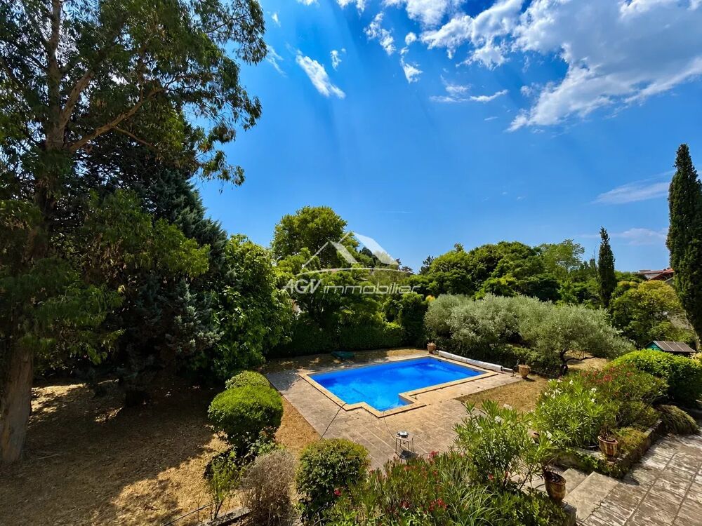Propriété de charme en pierre avec piscine - 7 chambres - 2 703m