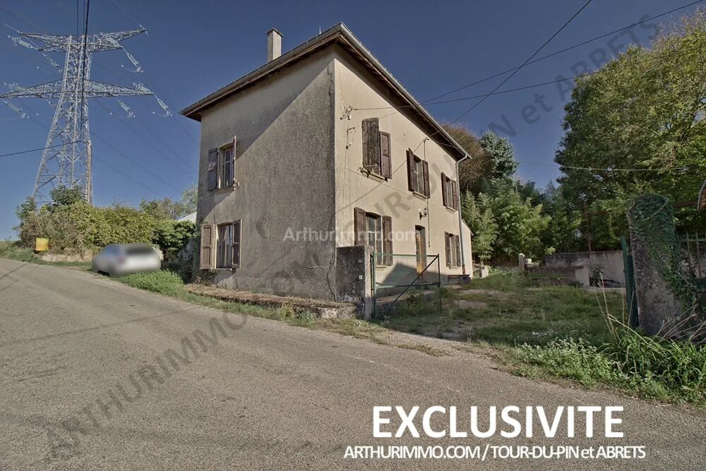 Vente Maison Fermette à rénover de 120m², avec Grange et Entrepôt Les abrets en dauphiné