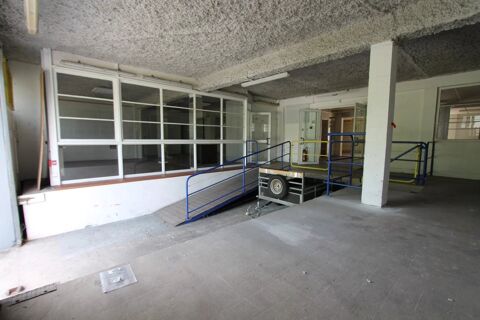   Commerce 