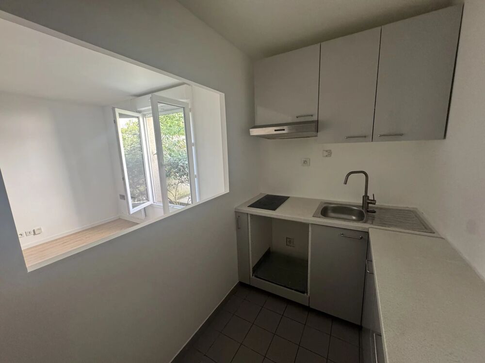 Vente Appartement 2 pièces calme entre les Buttes Chaumont et le parc de la Villet Paris 19
