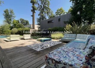  Villa à vendre 6 pièces 203 m²