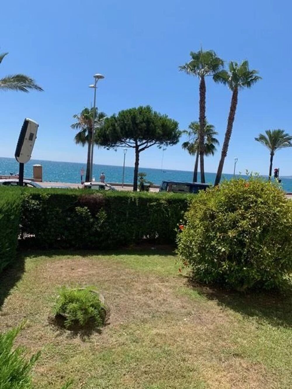 Location Appartement Studio de 35m² en bord de mer Cagnes-sur-mer
