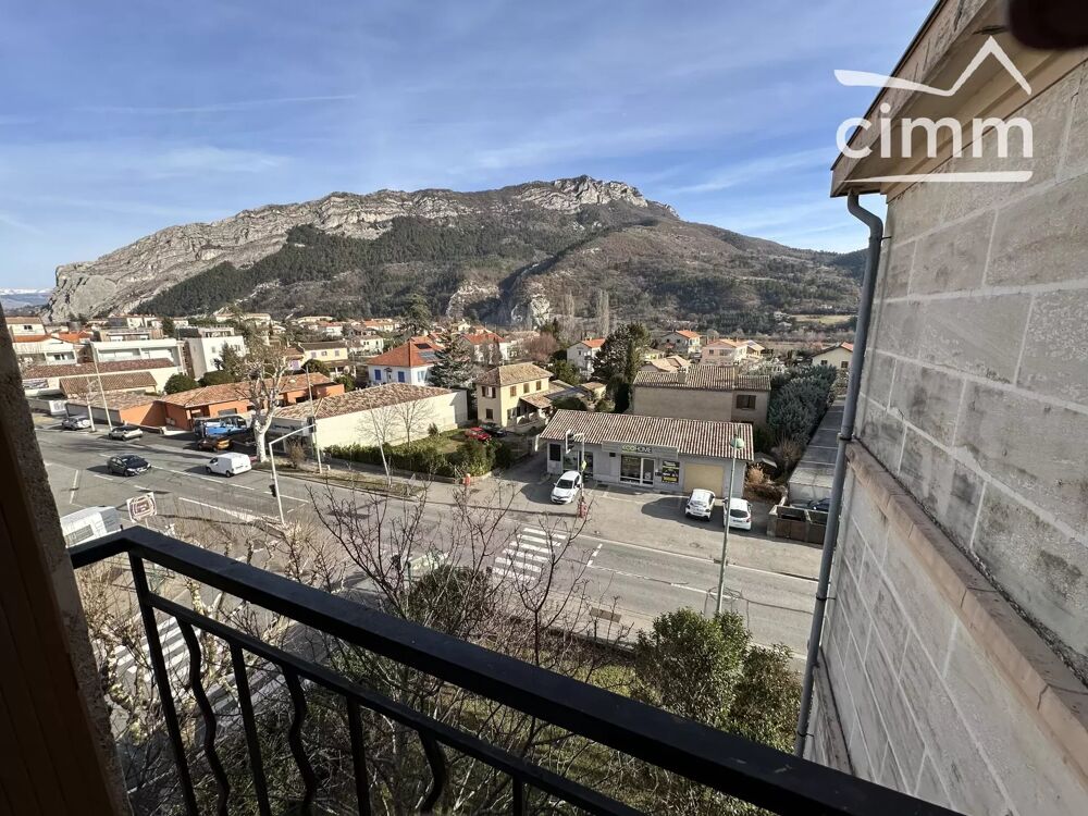 Vente Appartement Appartement T3 Avec Balcon et Cave Sisteron