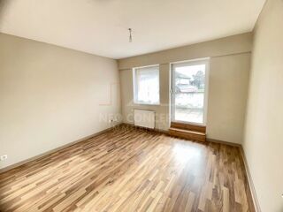  Appartement � louer 4 pi�ces 98 m�