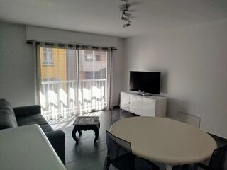  Appartement à louer 3 pièces 65 m²