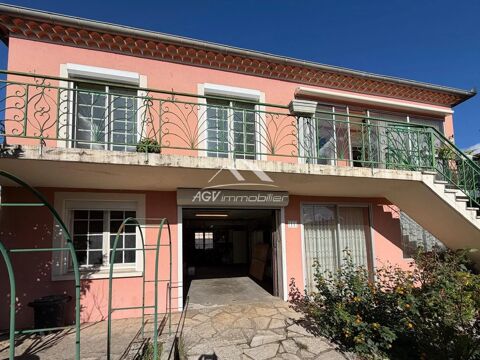   Alès – Maison à fort potentiel avec jardin et garage Maison - 7 pièce(s) - 136 m²