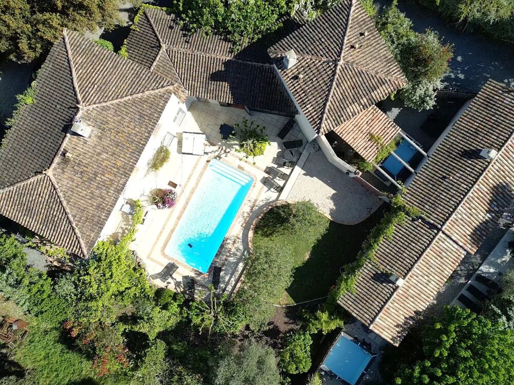 Maison 10 pièces 270 m² · à Saint-Raphaël · 270 m² · 1 550 000 €