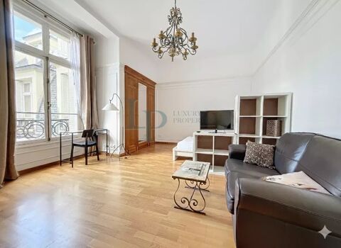   Paris 8�me - grand studio tout �quip� - Avenue des Champs-Elys�e Appartement - 1 pi�ce(s) - 32 m�