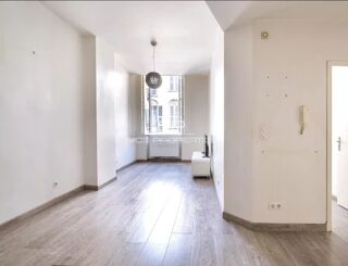 Vente Appartement Carré d'Or, rue Massena, 3 pièces proche mer Nice